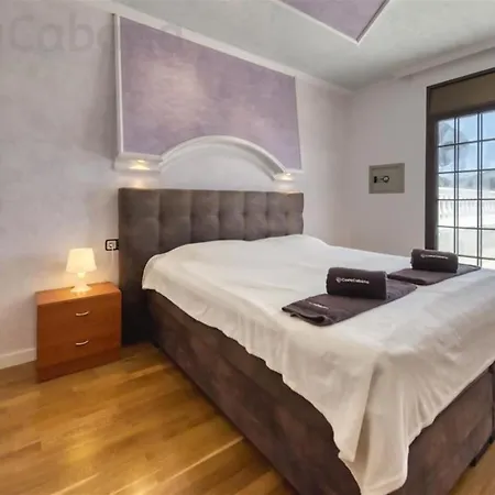 Costacabana - Paris * Льорет-де-Мар