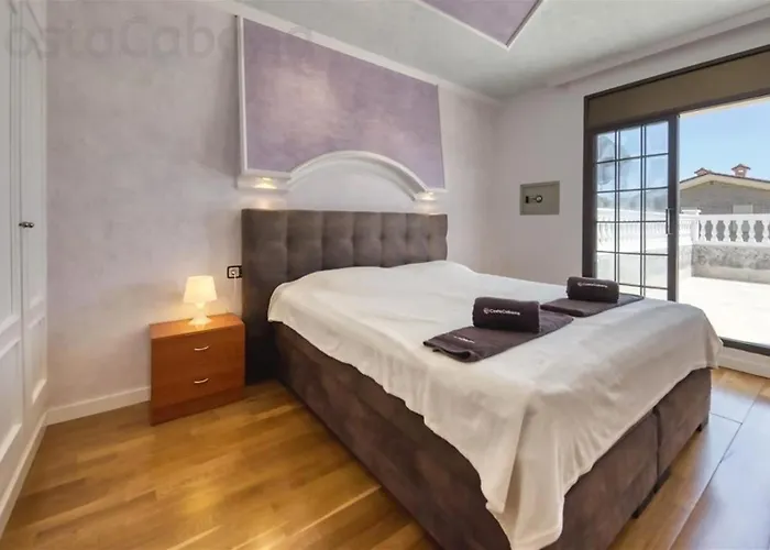 Costacabana - Paris * Lloret de Mar