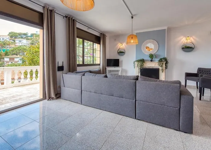 Costacabana - Paris Lloret de Mar